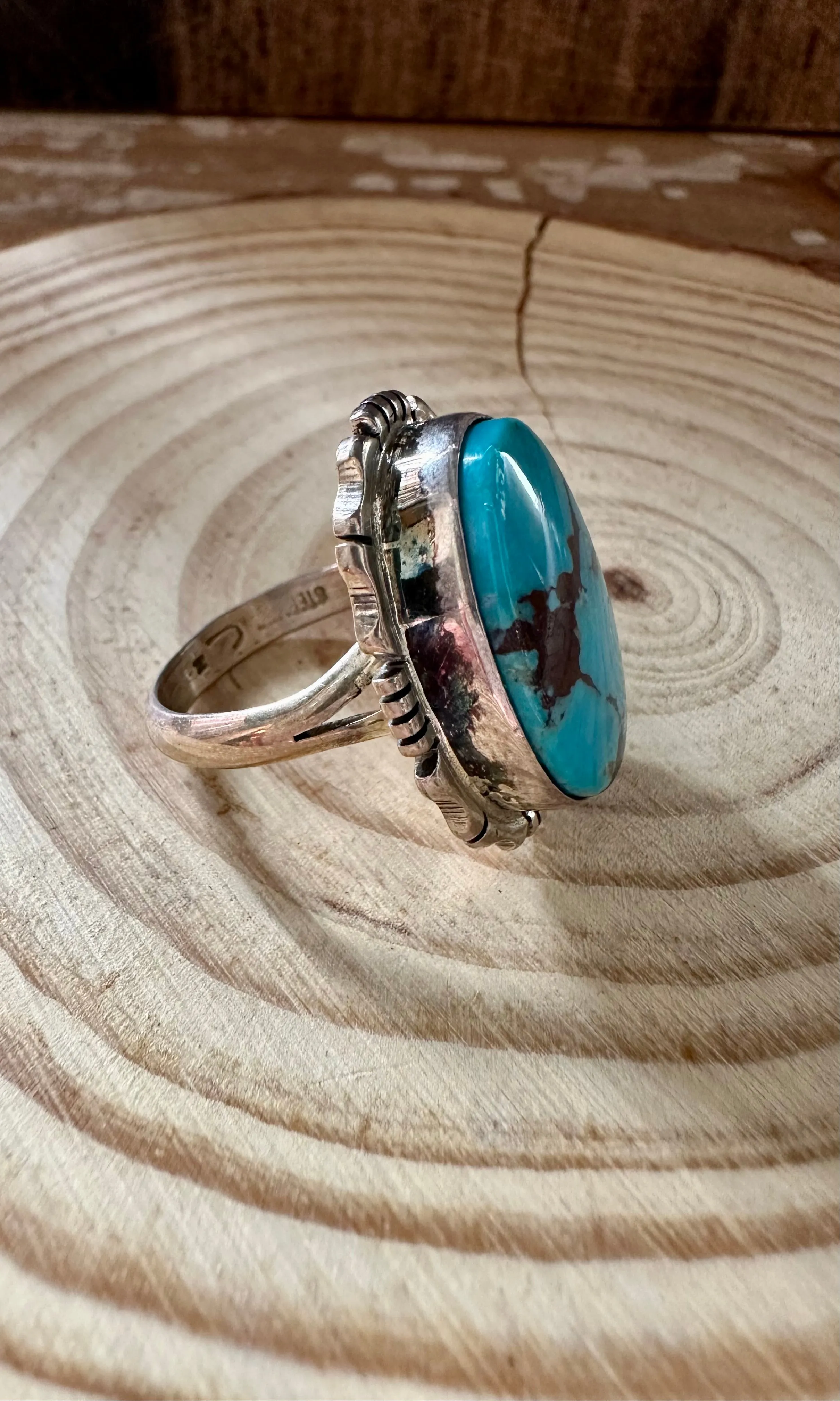 BOLD BLUE NAVAJO Kingman Turquoise and Sterling Silver Ring • Size 7