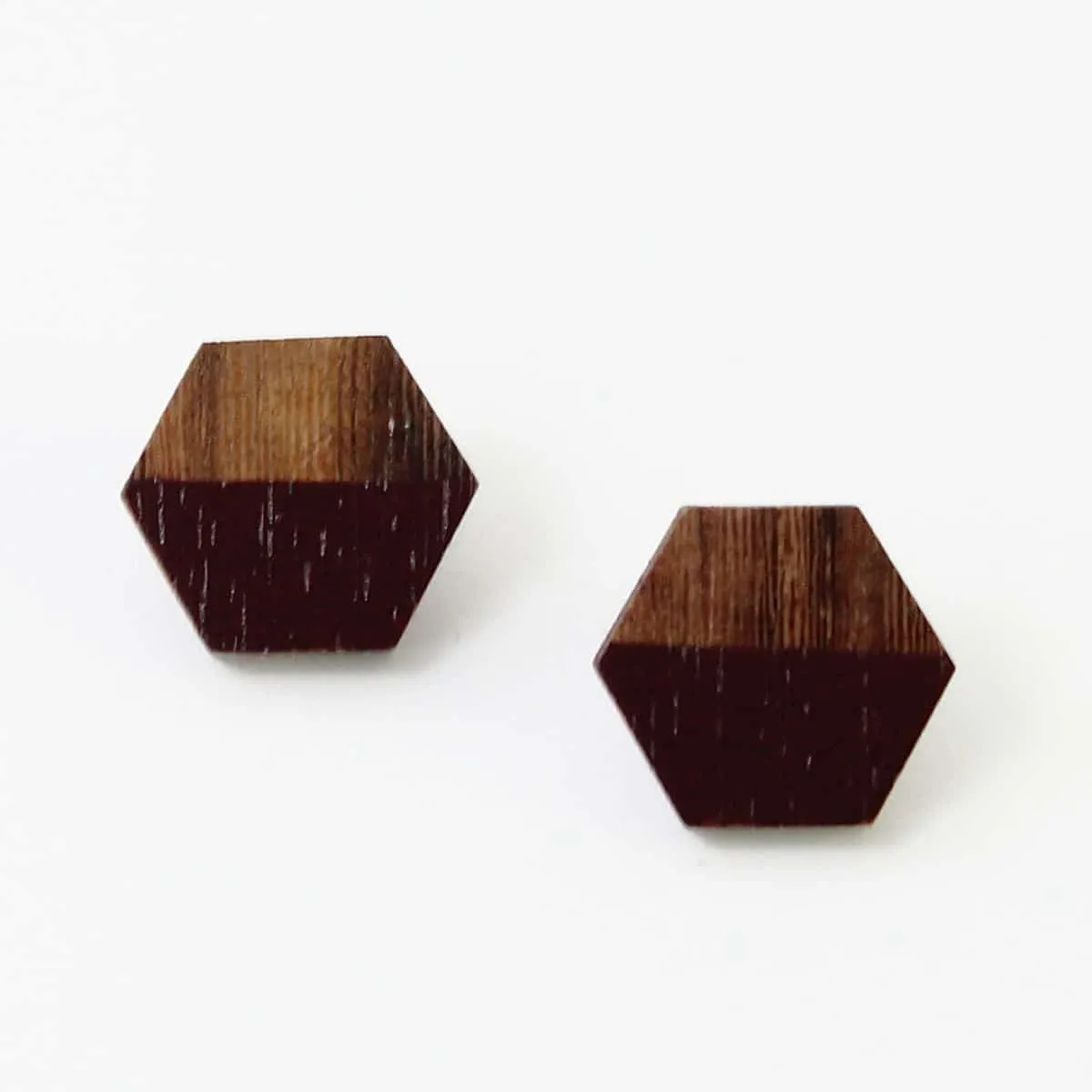 Hexagon Wooden Post in Burgundy