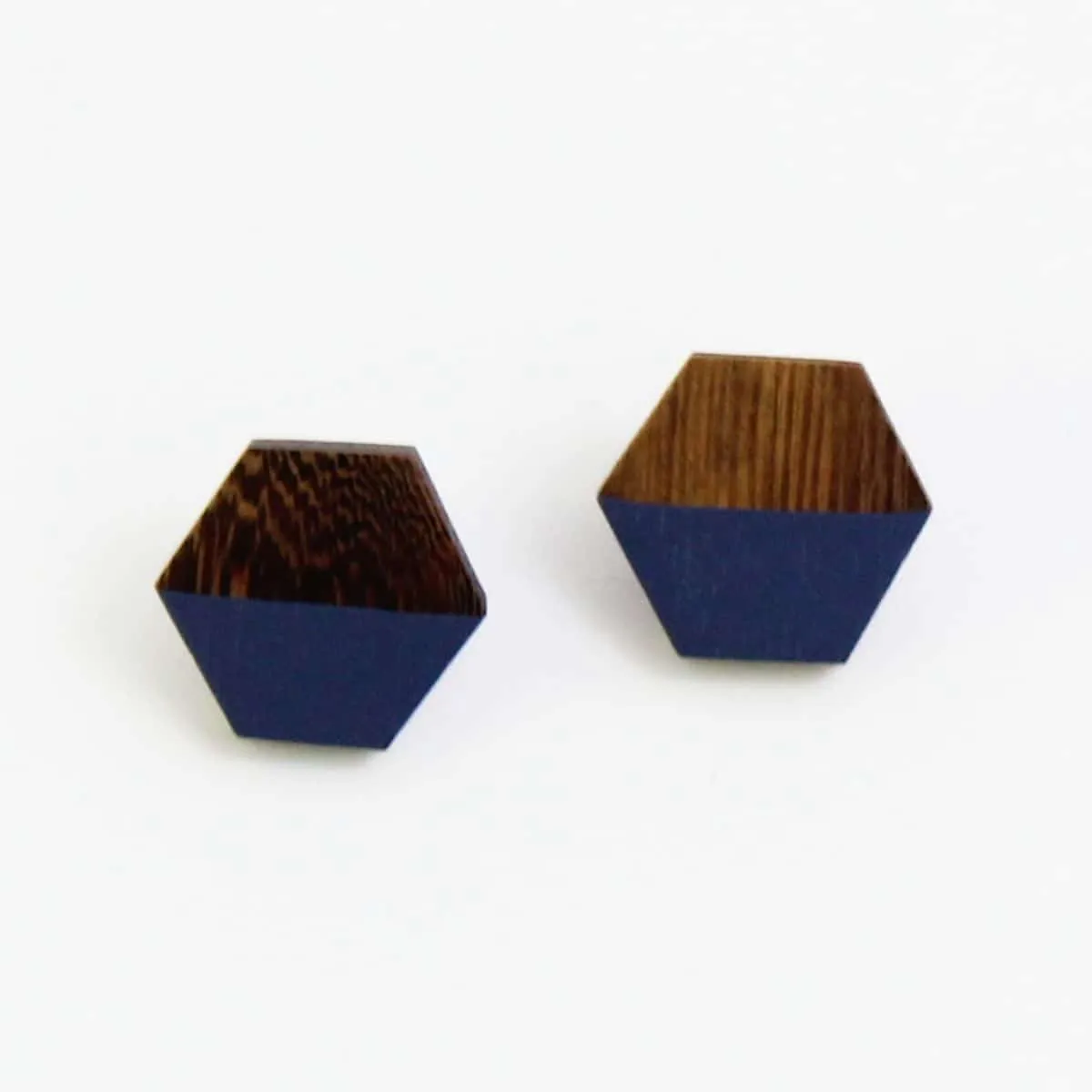 Hexagon Wooden Post in Periwinkle