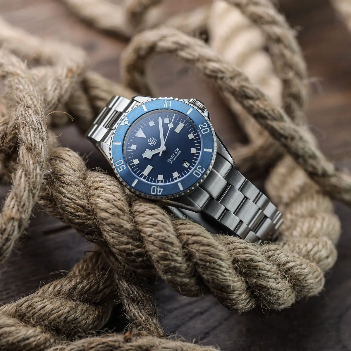 NTH Näcken Diver's Watch - Modern Blue Dial - Date